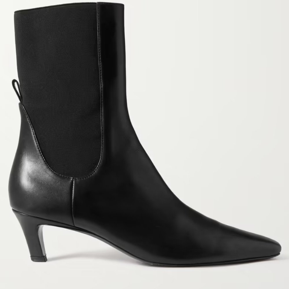 Toteme Mid Heel leather ankle boots barely worn Sz 37